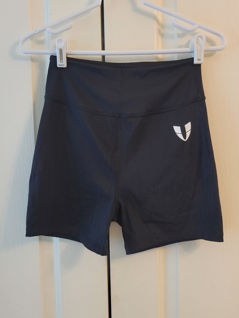 Firmabs Black Performance Shorts W Back Pockets & Reflective Logo Ladies XL.